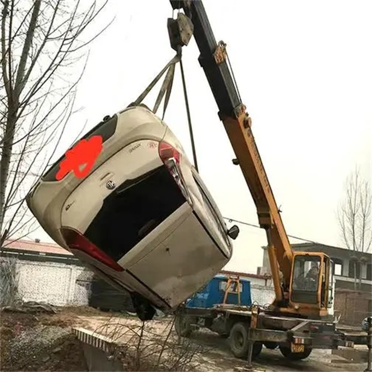 通川随时待命，吊车24小时道路救援服务全解析